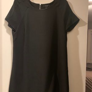 Black shift dress